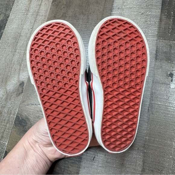 Vans Black and Red Sneakers with Velcro Straps toddler size 6 - Picture 6 of 9